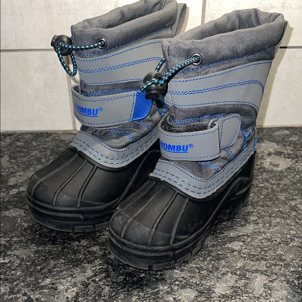 Size 7 Toddler Khombu Kids Snow Boots - Gray and Blue. Possibly new without tag